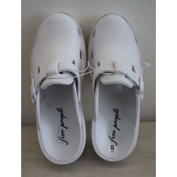 Free People 0004629774 Women's Sz 39 US 8 White Karlie Buckle Slip-On Clogs - Picture 2 of 8